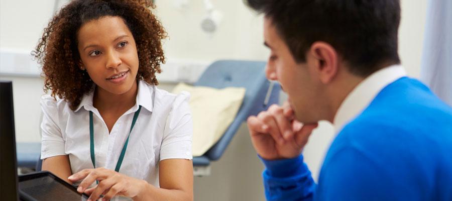 nurse-patient-tablet-payment.jpg nurse-patient-tablet-payment.jpg